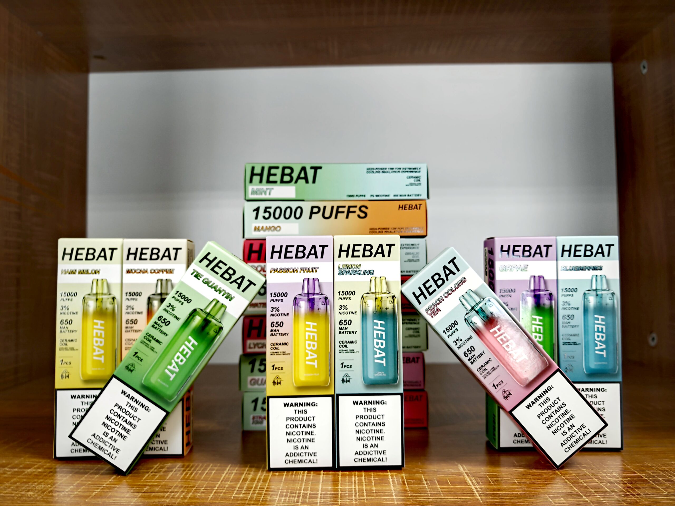 HEBAT 15000 Puffs 拋棄式電子菸推薦|15 款口味|台灣現貨 2 HEBAT 15000 Puffs 拋棄式電子菸 產品實拍